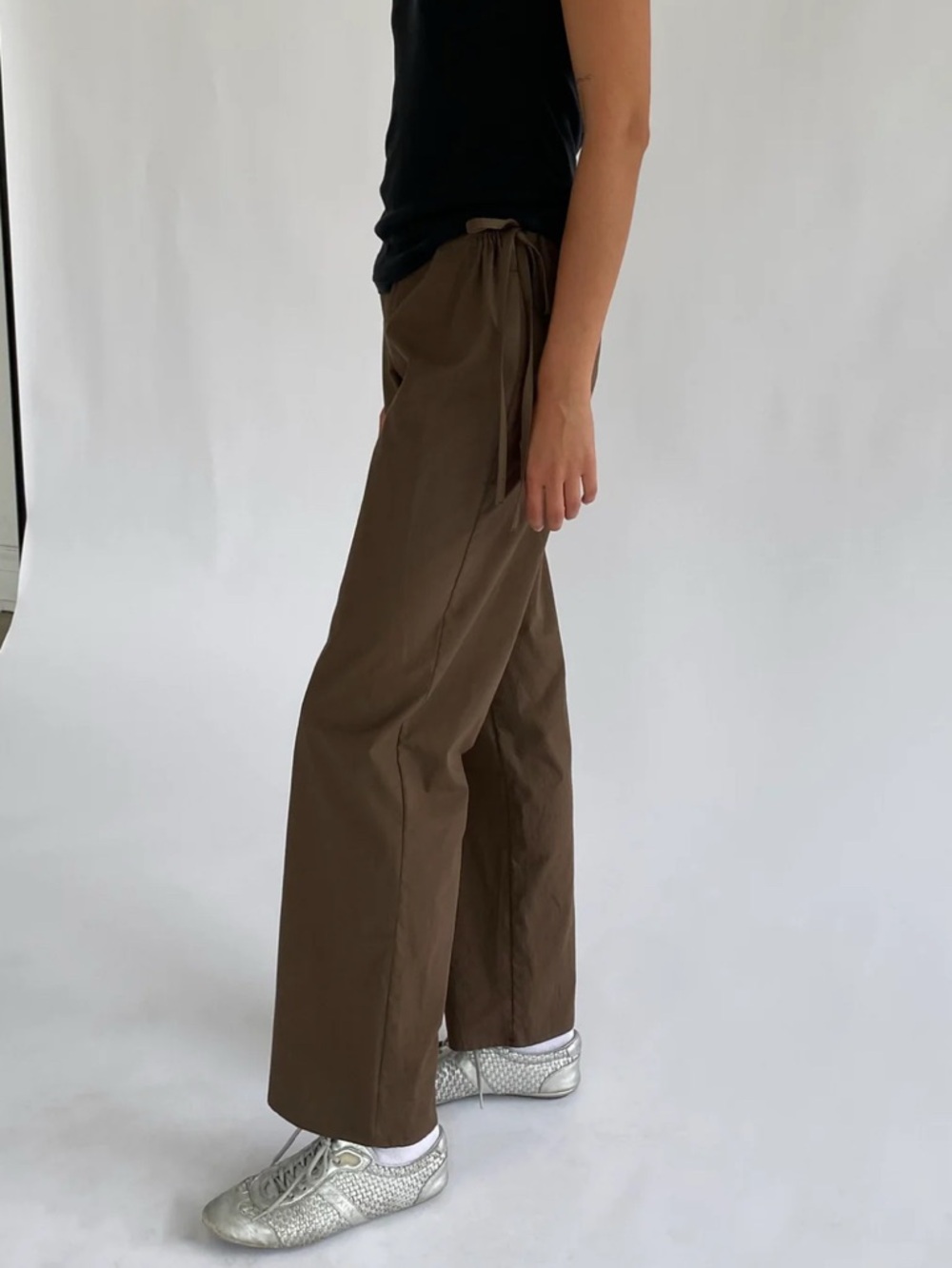 Straight Leg Tie-Waist Pants in Brown